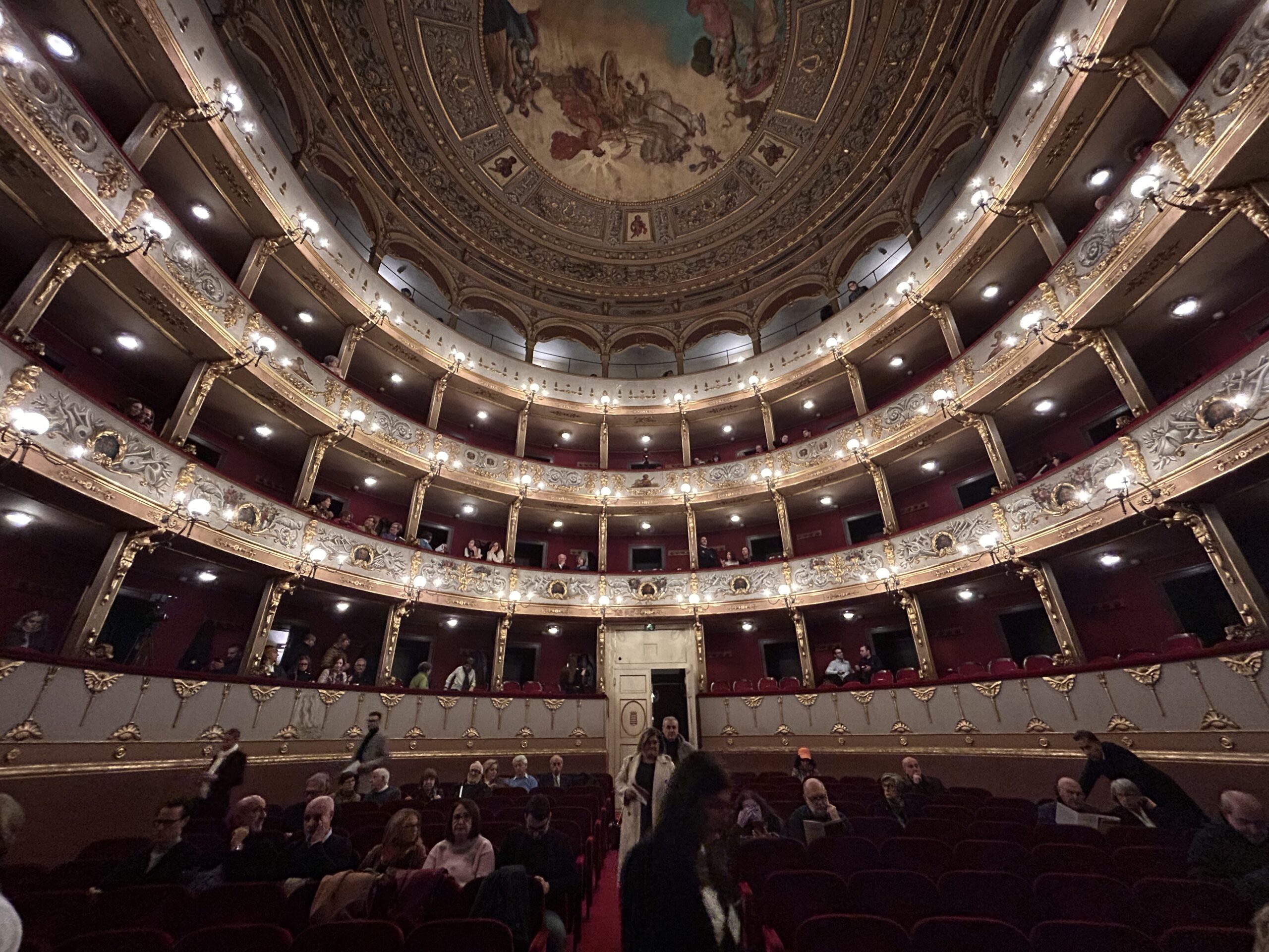Teatro Curci, Barletta